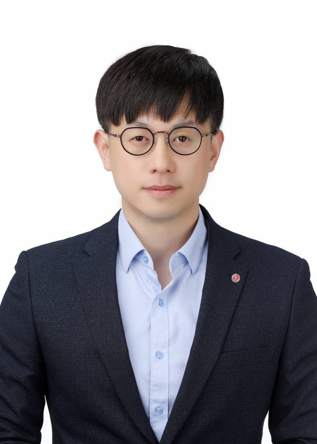 '스마트폰 손떨림 보정 개발' LG이노텍 연구원, 올해의 발명왕 선정