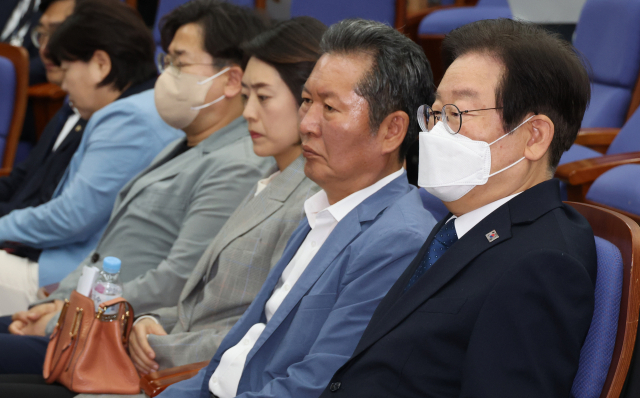 김남국 탈당 뒤에야…민주, '고위공직자 가상자산 신고토록 할 것'