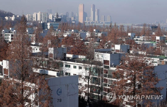 반포주공 1·2·4주구 재건축, '35층→49층' 부결…속도전 택했다[집슐랭]