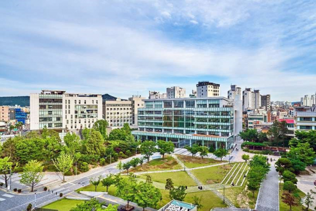 한국외대 지속가능한 도서관 전경. 사진 제공=포스코A&C건축사무소