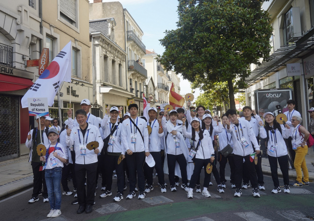 2023 버투스 글로벌 게임에 참가한 한국 대표 선수단이 5일 기념 촬영을 하고 있다. 사진 제공=스페셜올림픽코리아