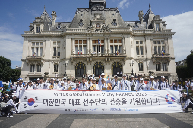 2023 버투스 글로벌 게임에 참가한 한국 대표 선수단이 5일 기념 촬영을 하고 있다. 사진 제공=스페셜올림픽코리아
