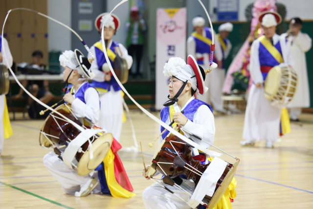 의왕 단오축제 농악 공연 장면. 사진 제공 = 의왕시