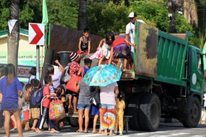 필리핀 마욘 화산 분출 경보에 주민 1만여명 대피