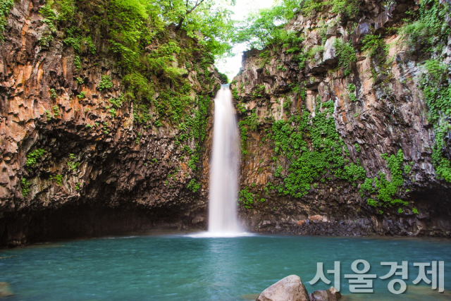 연천 재인폭포 전경. 사진 제공=문화재청