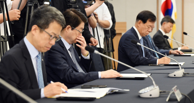 금융위의 내부통제 제도개선 방안 설명 듣는 금융협회