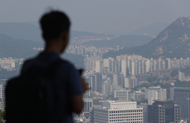 남산에서 바라본 서울 시내 아파트./연합뉴스