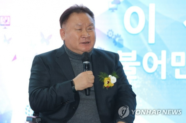 이상민 '유쾌한 결별' 발언에…민주 지도부 '엄중 경고'