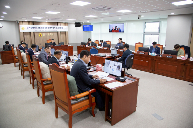 경기도의회 도시환경위원회가 17일 도의회에서 김혜애 경기환경에너지진흥원 원장 임명후보자에 대한 인사청문회를 실시하고 있다. 사진 제공 = 경기도의회