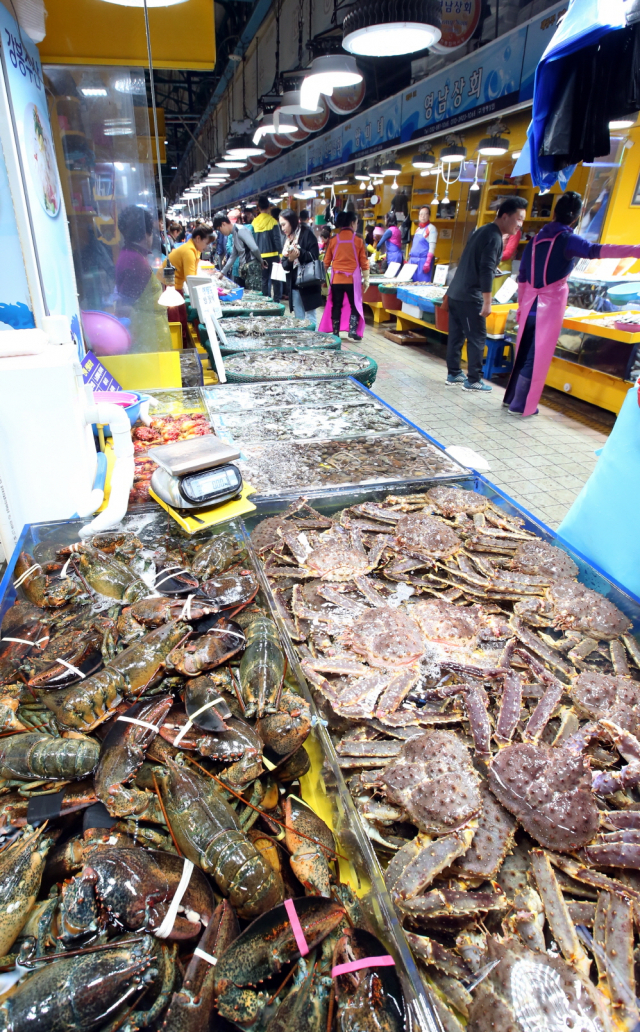 인천시 중구 항동 연안부두 종합어시장 전경. 사진제공=인천시