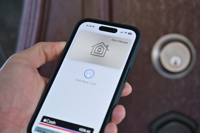 아이폰 대면 현관문이 '달칵'…'애플 도어록' 국내서도 쓴다