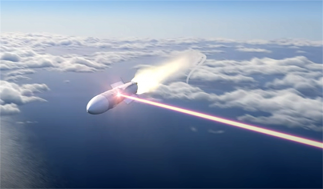 전술 공중 레이저(Tactical Airborne Laser Weapon System, TALWS)로 적 미사일을 요격하는 상상도. 사진=유튜브-Lockheed Martin 캡처