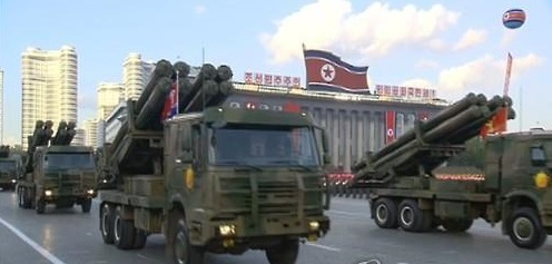 북한의 300mm 신형 방사포. 연합뉴스