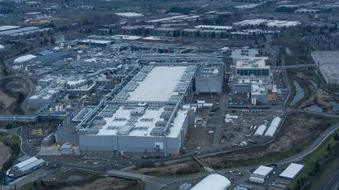 인텔의 첫 EUV 양산 공정 라인이 운영되고 있는 인텔 오레곤 공장. 사진제공=인텔