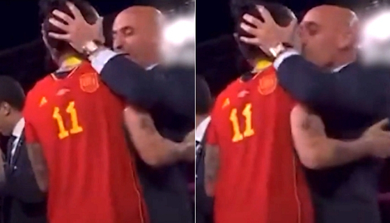 헤니페르 에르모소에게 기습적으로 입을 맞춘 루이스 루비알레스 스페인축구협회장. JTBC 보도화면 캡처