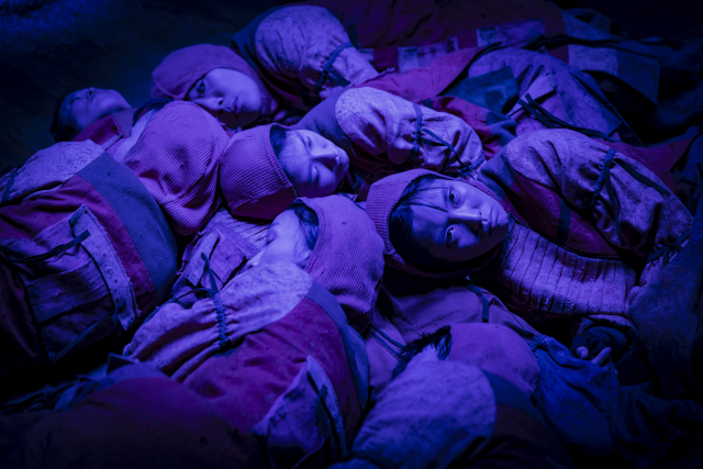 연극 '스고파라갈'의 한 장면. 사진 제공=국립극단