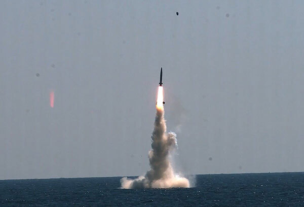 지난 2021년 9월 해군 잠수함 도산안창호함에서 국내 첫 잠수함발사 탄도미사일(SLBM) ‘현무-4-4’가 시험 발사됐다. 사진 제공=해군