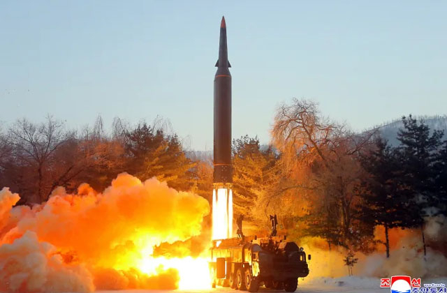 북한이 지난 2022년 1월 시험발사한 극초음속미사일. 조선중앙통신연합뉴스
