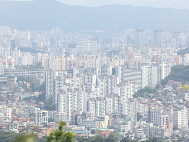 서울 남산에서 내려다본 아파트 일대. 사진은 기사 내용과 무관함. 연합뉴스