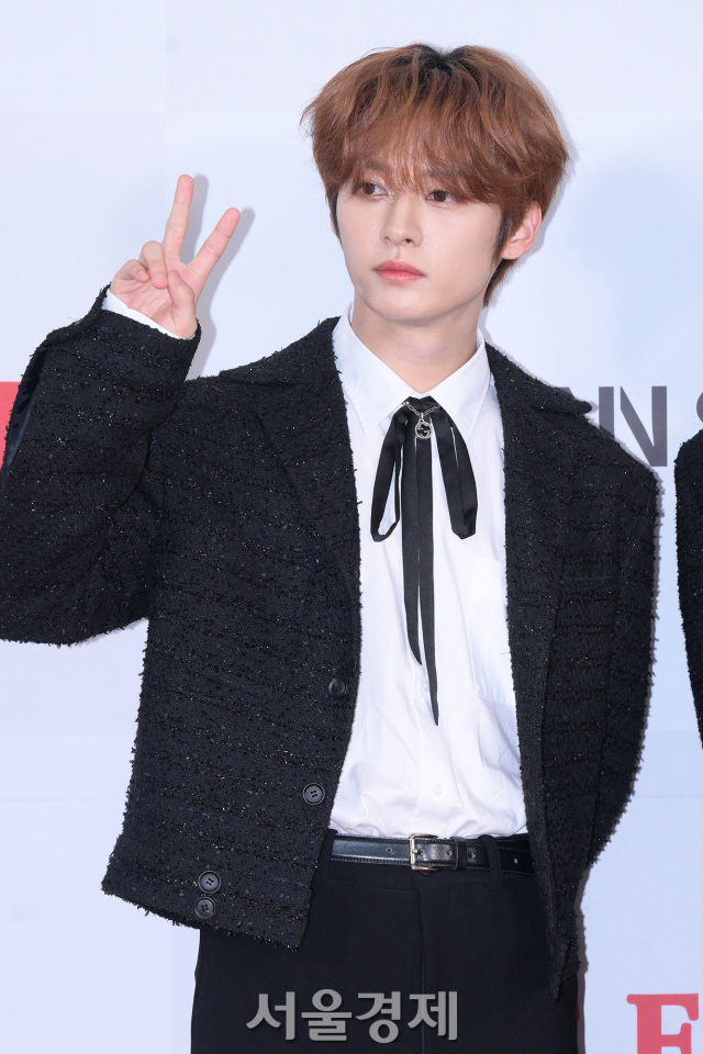 그룹 스트레이키즈(Stray Kids) 리노가 10일 오후 인천 남동구 인천 남동체육관에서 열린 ‘2023 더팩트 뮤직 어워즈(TMA)’ 레드카펫에서 포즈를 취하고 있다. 김규빈 기자