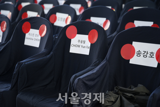 멀티플렉스론 '유일'…CGV, 극장 불황에도 부국제 지원사격 나선 이유? [여기, BIFF]