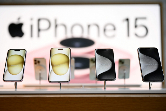 애플 아이폰15, 중국서 전작보다 판매 4.5% 부진