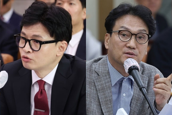 한동훈(왼쪽) 법무부 장관, 안민석 더불어민주당 의원. 연합뉴스