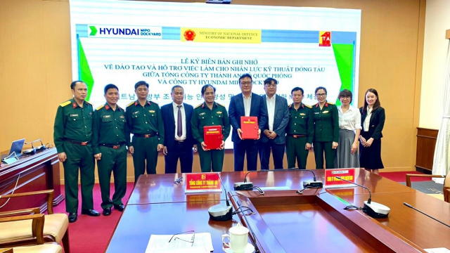 현대미포조선은 최근 베트남 국방부와 TA그룹(국방부 산하 인력 송출 기업)과 전역 군인을 활용한 기능인 양성에 협력하기 위해 ‘인력수급 업무협약’을 체결했다. 사진제공=현대미포조선
