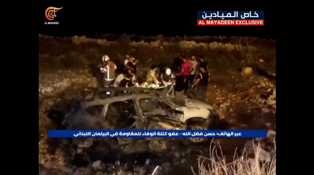 이스라엘 공습으로 불탄 레바논 차량. 연합뉴스