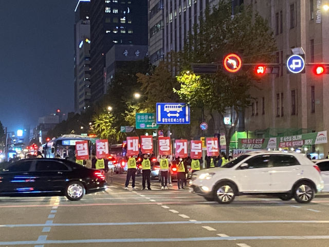 막가는 민주노총…도심 '텐트농성' 재등장 수능 볼모 버스파업도