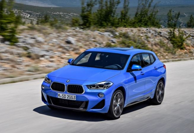 BMW는 7년 연속 국내 수입차 1위 자리를 지켜온 벤츠를 위협하는 경쟁자다. BMW X2 xDrive 20i M 스포츠는 25%할인된 4460만원에 판매되고 있다. 사진제공=BMW코리아