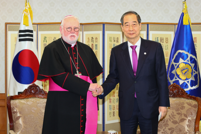 한총리, 갈라거 교황청 외교장관 접견…'한-교황청 수교 60주년'