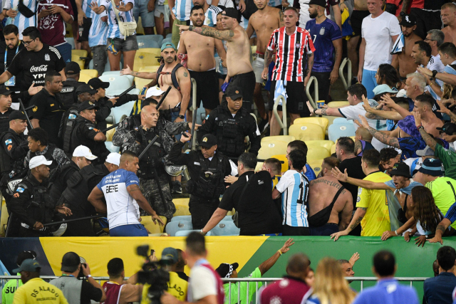 ‘관중 소요’ 아르헨-브라질전, FIFA 징계절차 착수