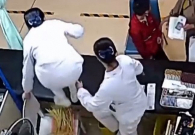 중국 아동병원의 간호사들이 구죠 요청을 듣자 재빨리 움직이는 모습. 웨이보 영상 캡처