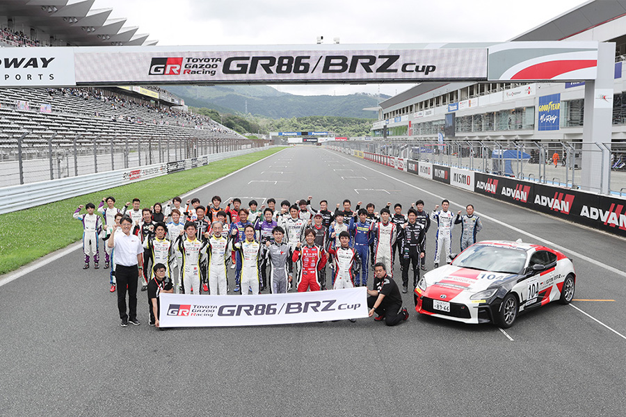 새로운 GR86 및 BRZ의 데뷔로 GR86/BRZ Cup으로 새롭게 거듭났다. 토요타