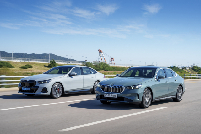BMW 뉴 520i는 BMW 뉴5시리즈 가운데 가장 인기가 높은 모델로, 한층 탄탄해진 상품성으로 다시 돌아왔다. 사진제공=BMW코리아