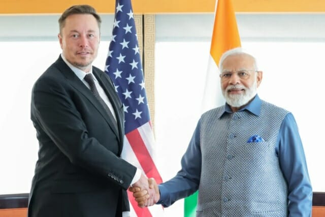 일론 머스크(왼쪽) 테슬라 최고경영자(CEO)와 나렌드라 모디 인도 총리. 인도 정부