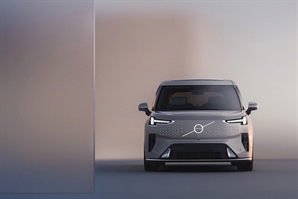 볼보, 중국 시장 겨냥한 프리미엄 미니밴 ‘EM90′ 공개