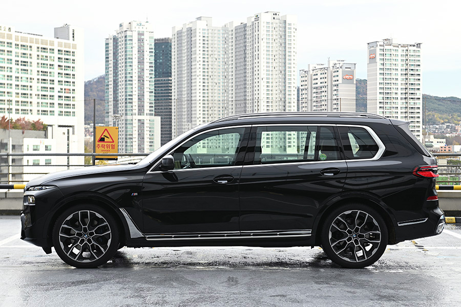 BMW X7 xDrive40i. 김학수 기자