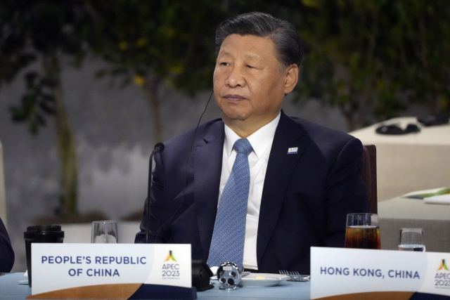 시진핑 중국 국가주석이 지난달 16일(현지시간) 미국 캘리포니아주 샌프란시스코에서 열린 아시아태평양경제협력체(APEC) 정상회의에 참석하고 있다. 연합뉴스