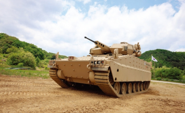 국군이 시범운용한 수출용 장갑차 AS21 ‘레드백’. 사진 제공=한화에어로스페이스