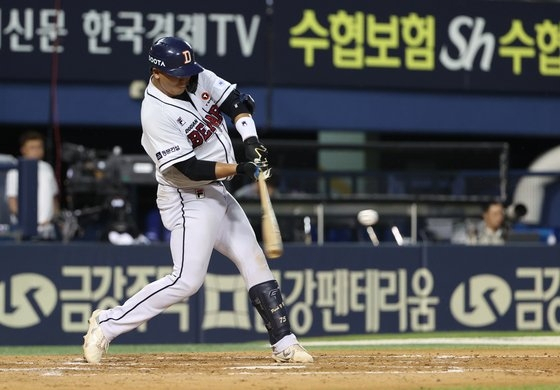 롯데 배영빈 봐놓고…두산 '포수 유망주'였는데 음주운전으로 위기 몰렸다