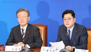홍익표 “尹정부, 기업 팔 비트는 보여주기 식 관치경제만”