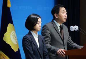 류호정·금태섭 새로운선택 "병역 성평등·남성 육아휴직 논의"