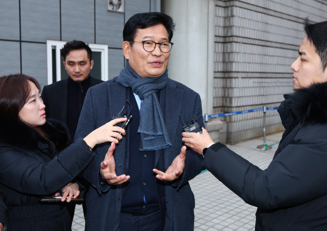 [속보] 宋 영장심사 6시간 반만에 종료…'참고인에 전화가 증거인멸이라니 불공정'