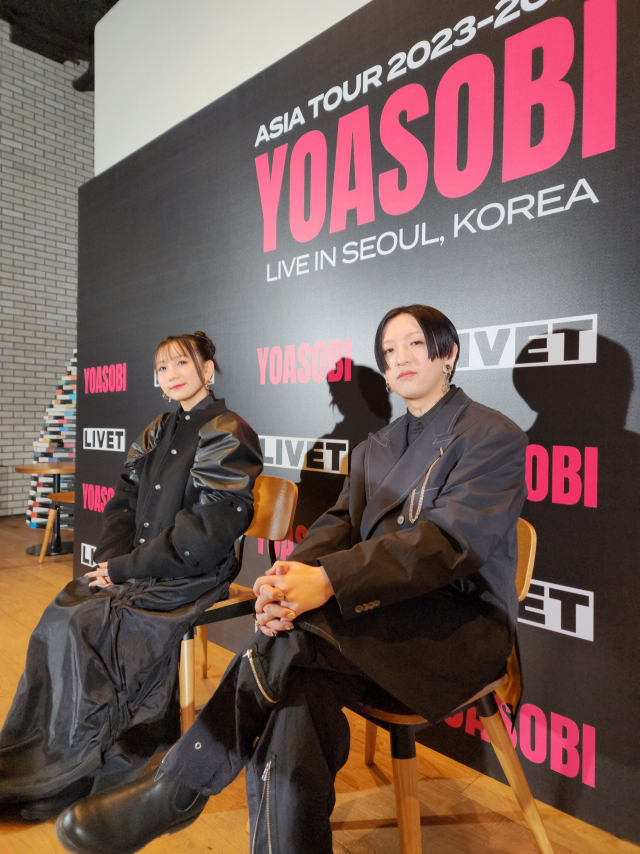 한국 찾은 요아소비 '일본에도 없는 떼창에 감동…팬들과 함께 꿈 이뤄갈 것'