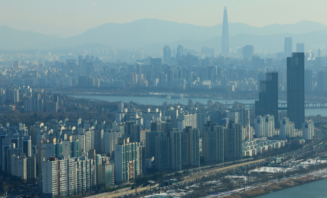 서울 시내 아파트단지 전경. 연합뉴스