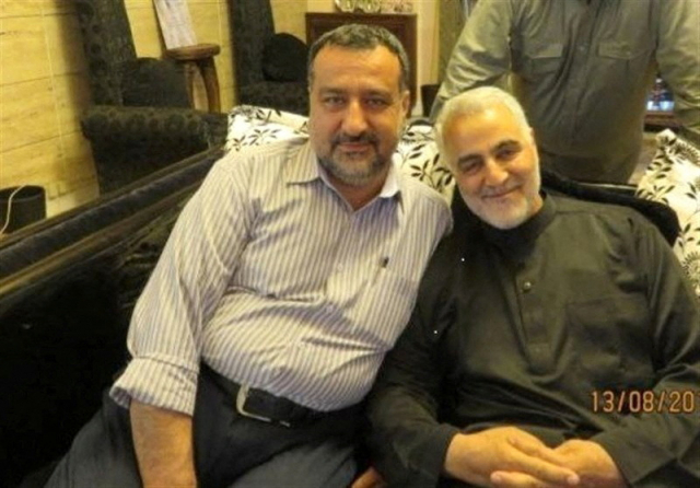 라지 무사비(왼쪽) 이란 혁명수비대 선임고문과 가셈 솔레이마니 사령관의 모습. 로이터연합뉴스