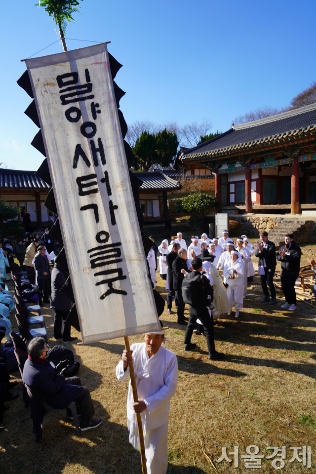 [여행] 맛·멋·흥 숨쉬는 밀양…'푸른 용'의 기운 담으시라