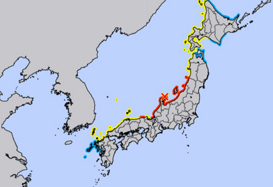 1일 일본 기상청이 인터넷 홈페이지에 올린 쓰나미 경보 주의보 발령 현황 지도에 독도가 ‘쓰나미 주의보’를 뜻하는 노란색으로 표시돼 있다. 사진=일본 기상청 홈페이지 캡처